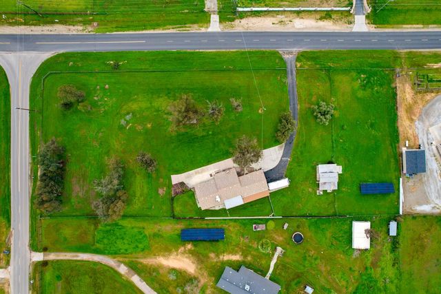 16026 Karen Road, Madera, CA 93636