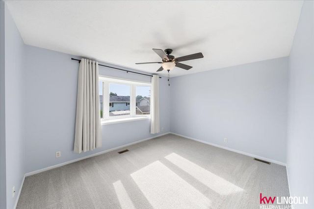 1720 SW 33 Street, Lincoln, NE 68522