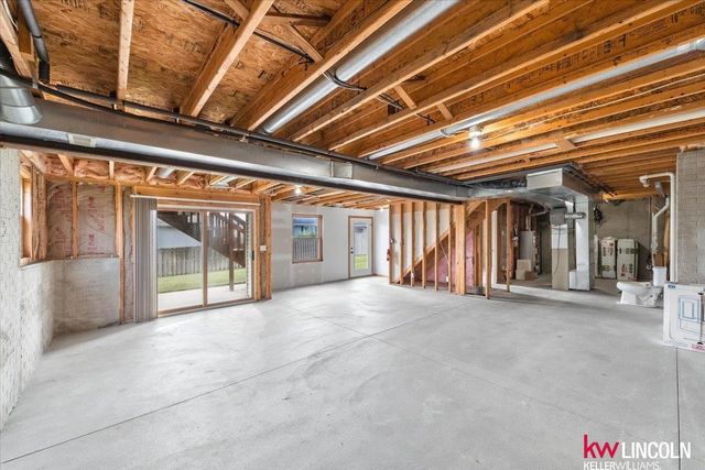 1720 SW 33 Street, Lincoln, NE 68522