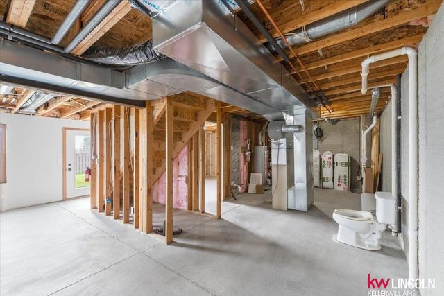 1720 SW 33 Street, Lincoln, NE 68522