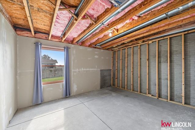 1720 SW 33 Street, Lincoln, NE 68522