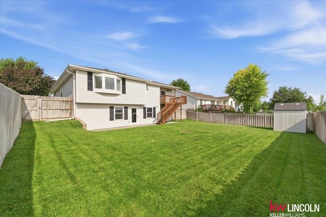 1720 SW 33 Street, Lincoln, NE 68522