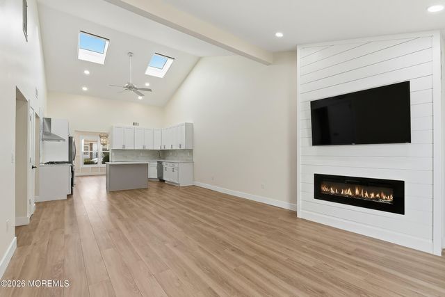 294 Marni Lane, Lakewood, NJ 08701