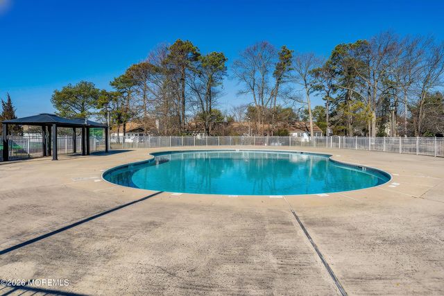 294 Marni Lane, Lakewood, NJ 08701