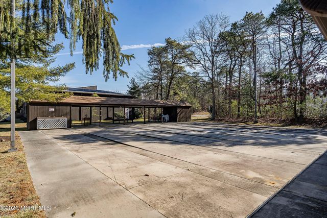 294 Marni Lane, Lakewood, NJ 08701