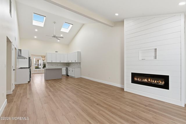 294 Marni Lane, Lakewood, NJ 08701