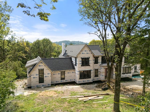 4521 Shys Hill Rd, Nashville, TN 37215