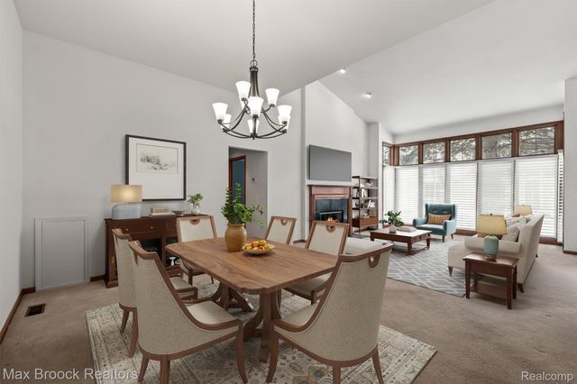 42738 Matthew Drive 47, Sterling Heights, MI 48313