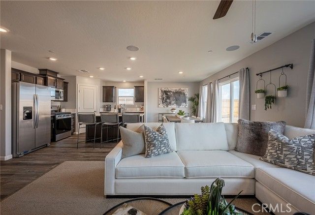 4735 JEMA Way 9 B1, Merced, CA 95348