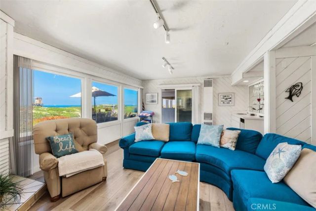 16701 S Pacific Avenue, Sunset Beach, CA 90742