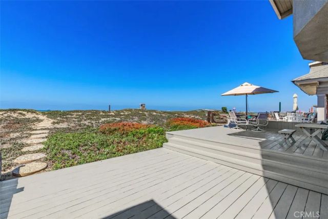 16701 S Pacific Avenue, Sunset Beach, CA 90742