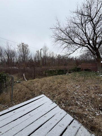 225 Morgan Avenue, Aurora, MO 65605