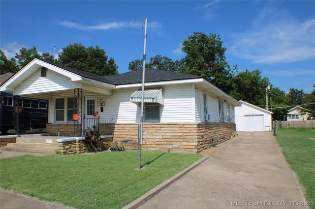 1326 S Armstrong Avenue, Bartlesville, OK 74003