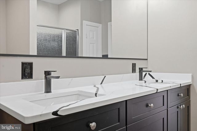 12 BLUEBELL WAY, Inwood, WV 25428