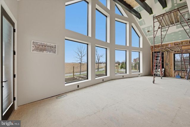 12 BLUEBELL WAY, Inwood, WV 25428