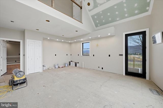 12 BLUEBELL WAY, Inwood, WV 25428