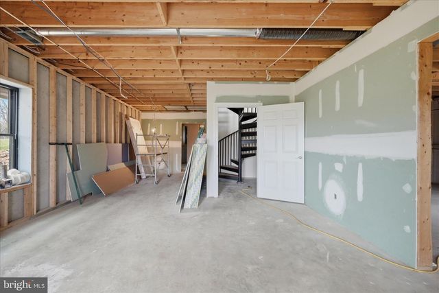 12 BLUEBELL WAY, Inwood, WV 25428