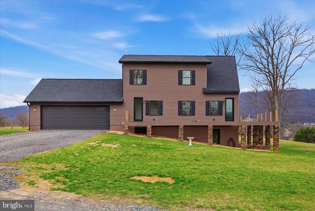 12 BLUEBELL WAY, Inwood, WV 25428