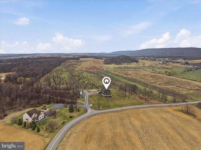 12 BLUEBELL WAY, Inwood, WV 25428