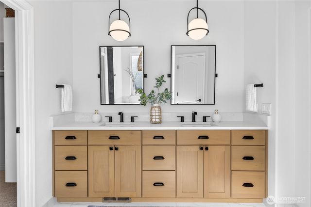 1614 W 51st Avenue, Kennewick, WA 99338