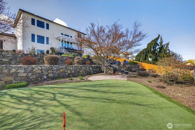 1614 W 51st Avenue, Kennewick, WA 99338