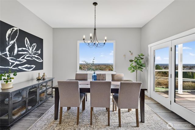 1614 W 51st Avenue, Kennewick, WA 99338