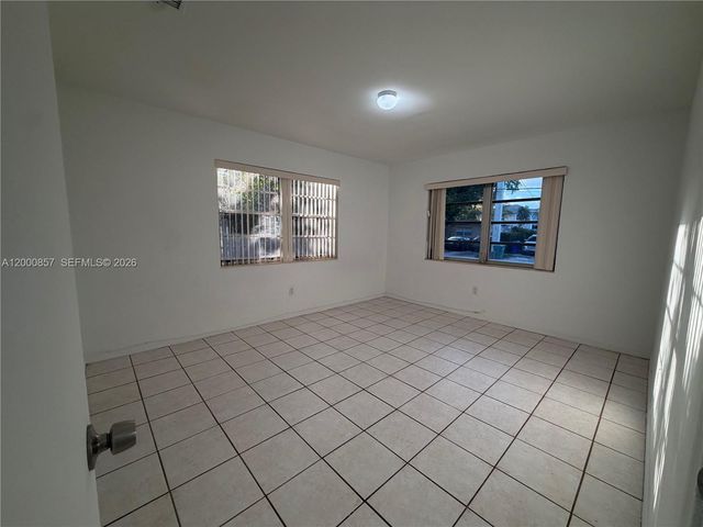 3828 SW 29th St 3828, Miami, FL 33134