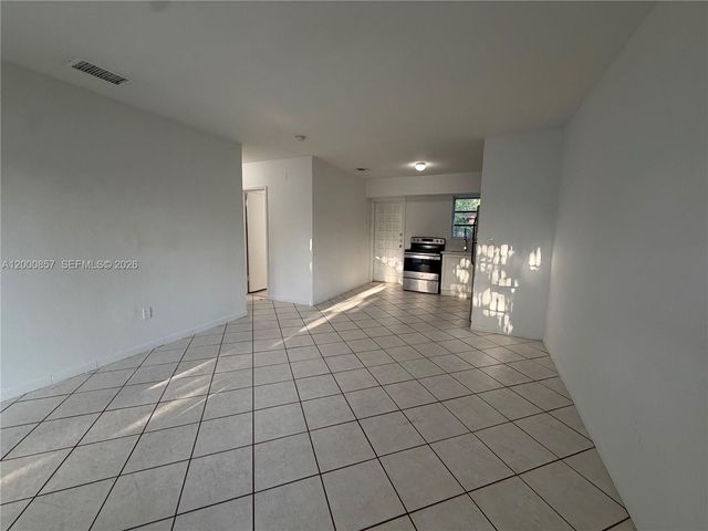 3828 SW 29th St 3828, Miami, FL 33134
