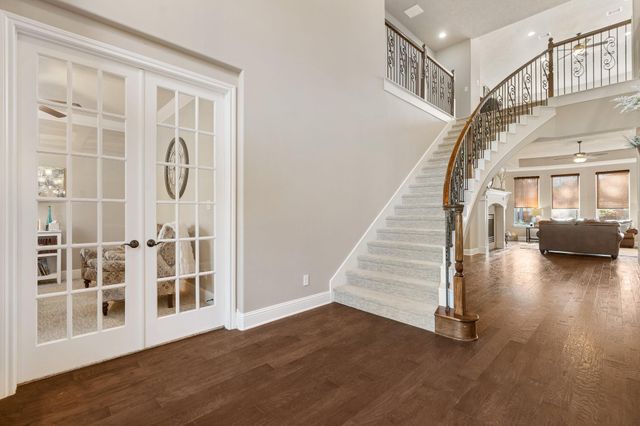 2118 Barton Woods Boulevard, Conroe, TX 77301