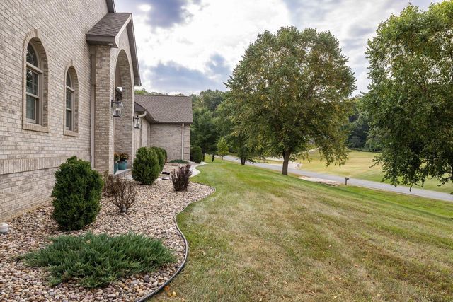 N6516 Forest COURT, Holmen, WI 54636