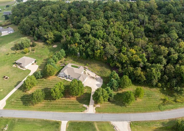 N6516 Forest COURT, Holmen, WI 54636