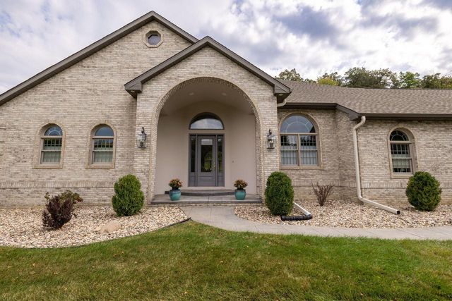 N6516 Forest COURT, Holmen, WI 54636