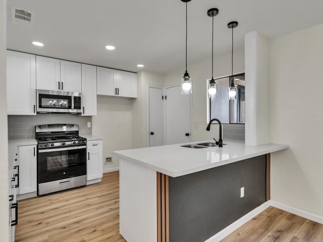 4342 Yupon Ridge Drive, Houston, TX 77072