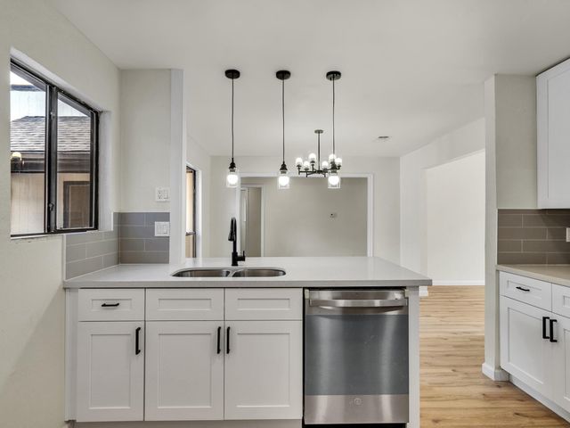 4342 Yupon Ridge Drive, Houston, TX 77072