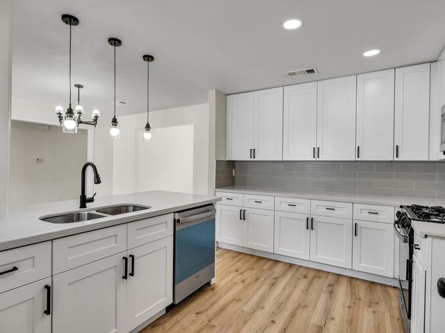 4342 Yupon Ridge Drive, Houston, TX 77072