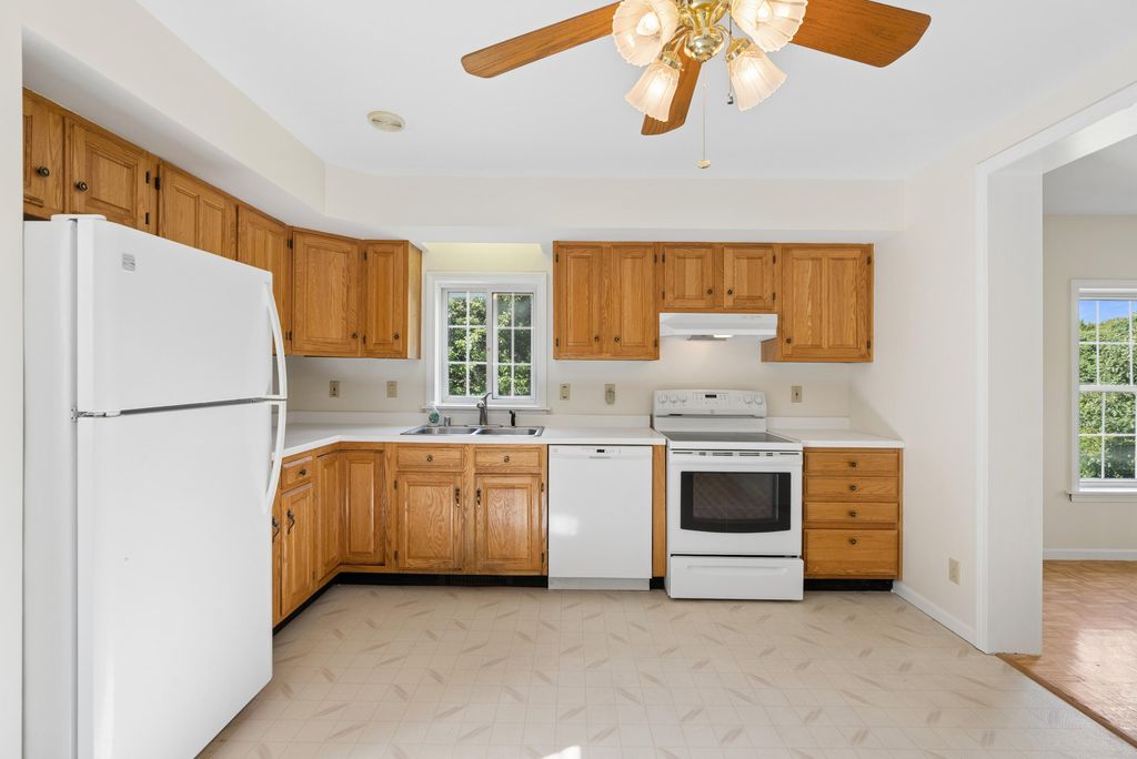 29 Riverside Ridge, Windham, ME 04062 — photo 4