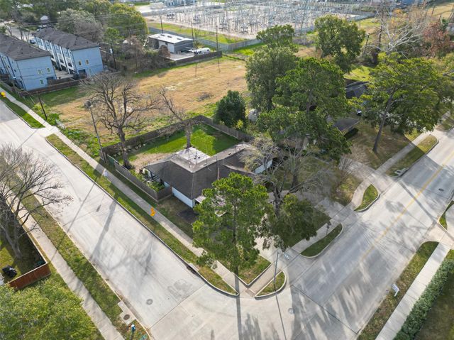 1614 Wycliffe Drive, Houston, TX 77043