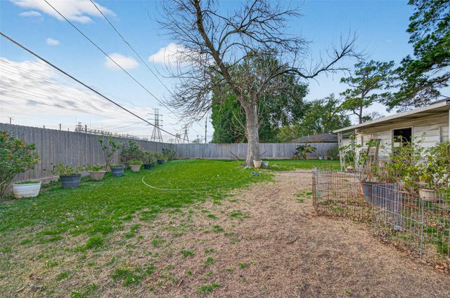 1614 Wycliffe Drive, Houston, TX 77043