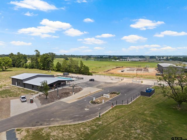 50 CR 3227 Unit 124, Mt Pleasant, TX 75455