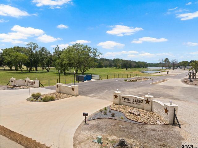 50 CR 3227 Unit 124, Mt Pleasant, TX 75455