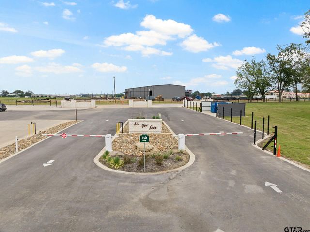 50 CR 3227 Unit 124, Mt Pleasant, TX 75455