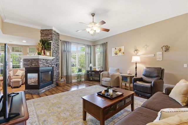 5207 THORNBROOK PKY, Columbia, MO 65203