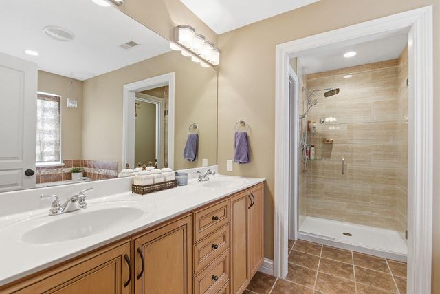5207 THORNBROOK PKY, Columbia, MO 65203
