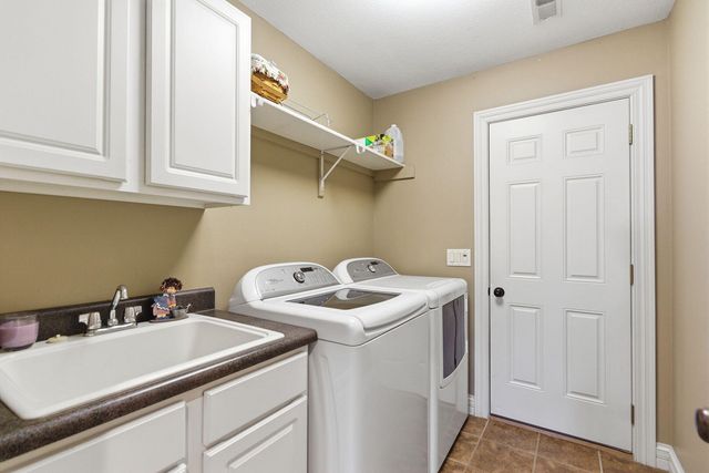 5207 THORNBROOK PKY, Columbia, MO 65203