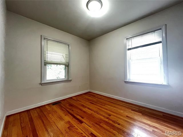 10521 Saint Philip Lane, St Ann, MO 63074