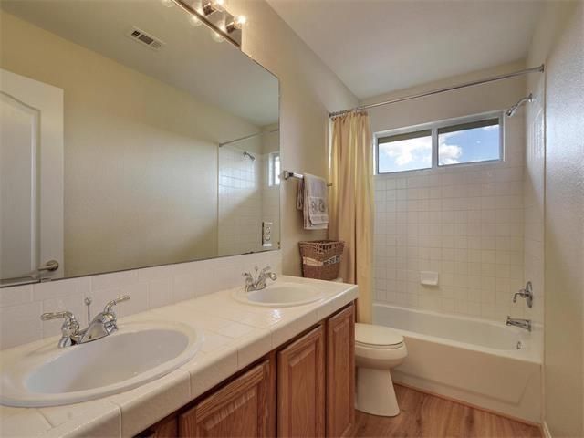 2400 Nan LN, Cedar Park, TX 78613