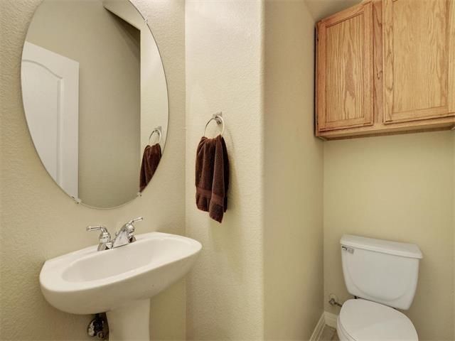 2400 Nan LN, Cedar Park, TX 78613