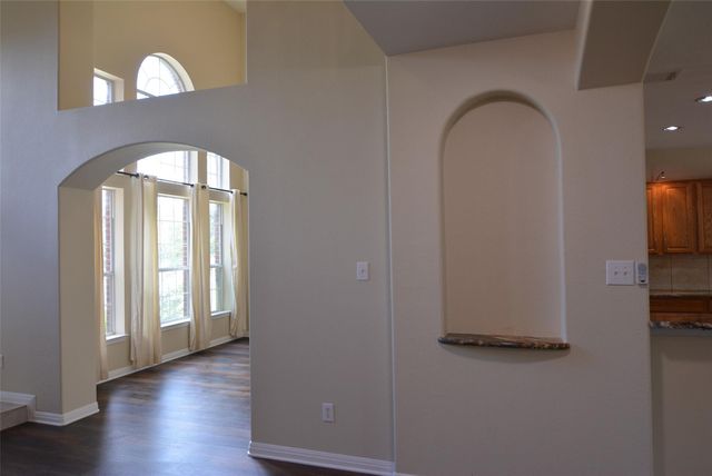 2400 Nan LN, Cedar Park, TX 78613