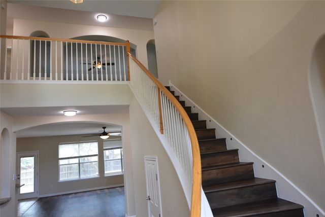 2400 Nan LN, Cedar Park, TX 78613