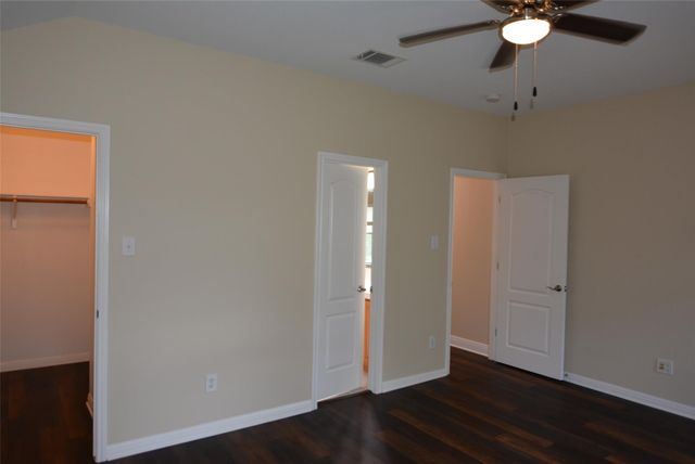 2400 Nan LN, Cedar Park, TX 78613